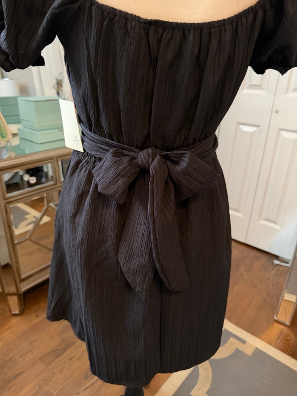 Pie In The Sky Black Puff-Sleeve Empire Waist Mini Dress Med ❤️ - Picture 4 of 7